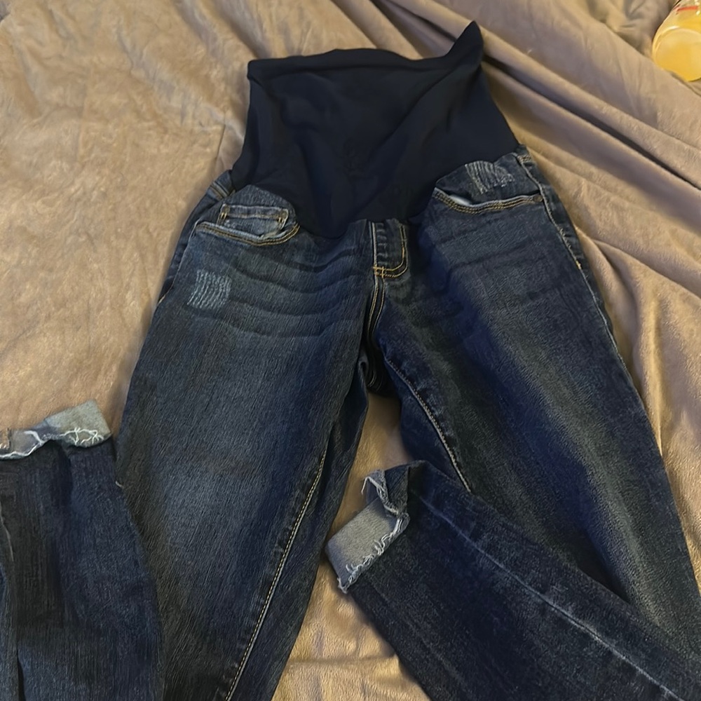 Jessica Simpson maternity jeans